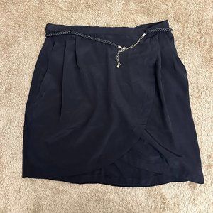 H&M Black Skirt with Pockets Size 8